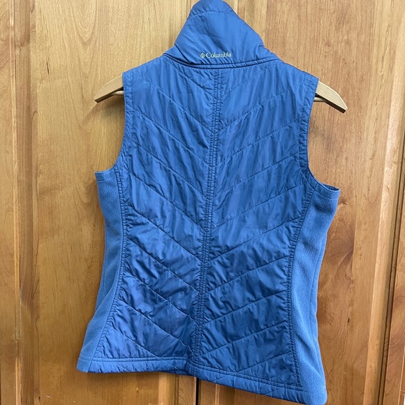 Columbia Women's Blue Layering Vest Lightweight Warm Size Small - Picture 6 of 8